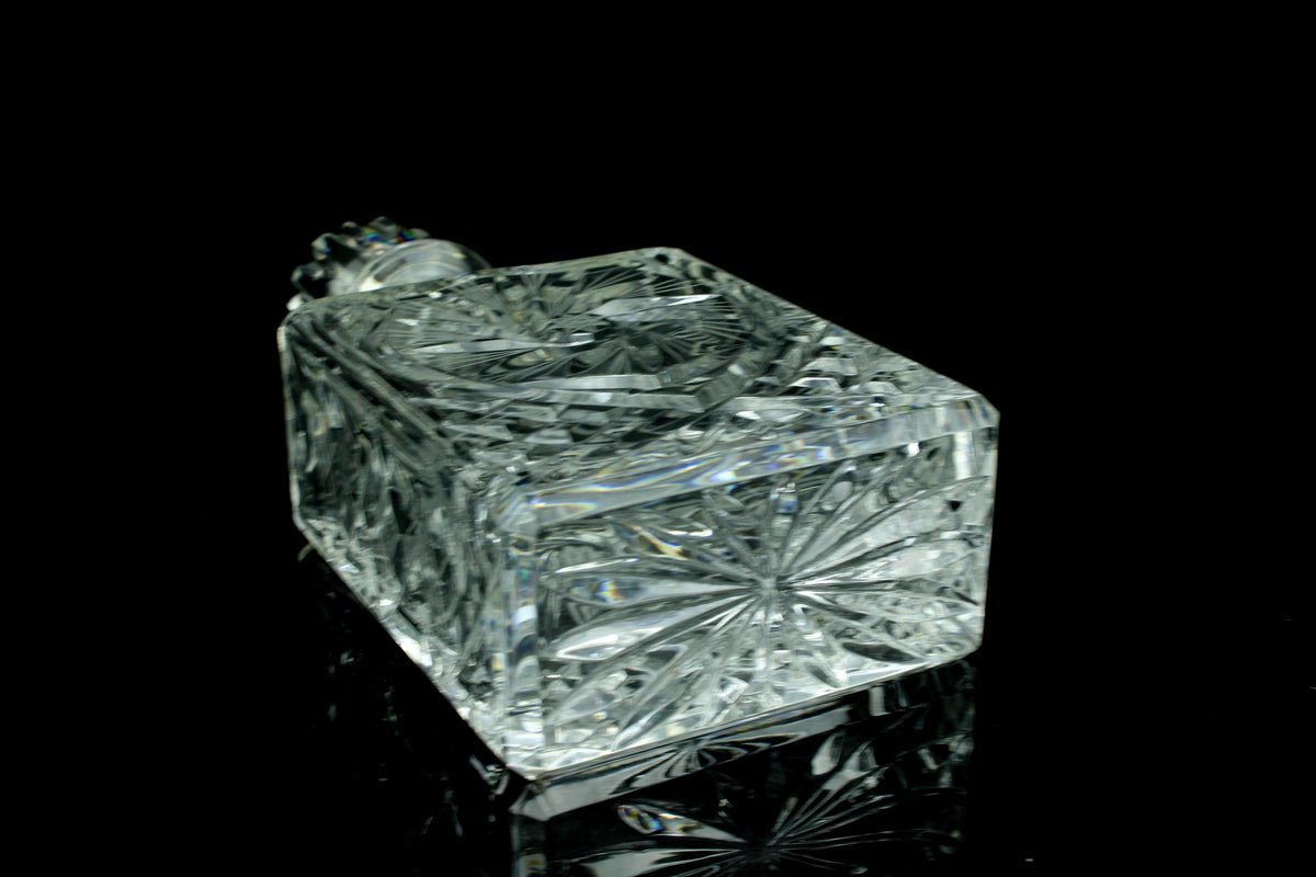 Geslepen vierkant kristallen karaf met bolstop pinwheel & diamant zwaar loodkristal 27 cm