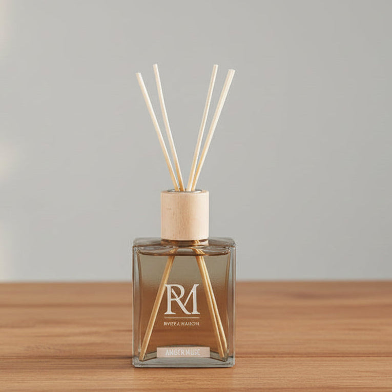 Rivièra Maison: geurstokjes amber muse 200ml - 7.5x4.5x11.5 (LxBxH)