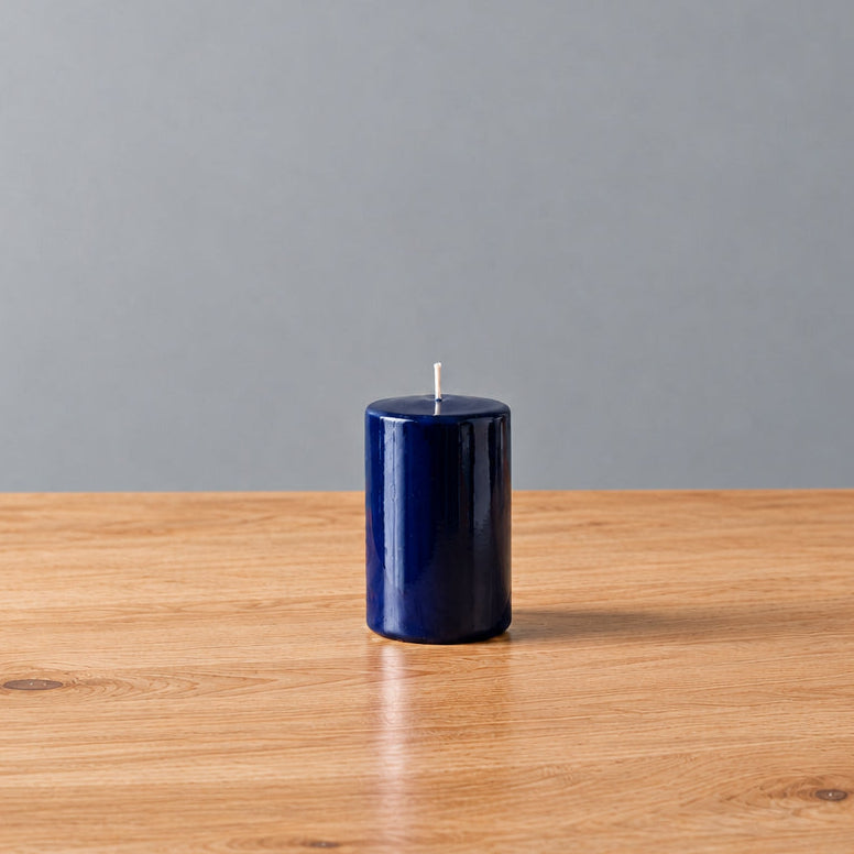 Rivièra Maison: stompkaars blauw glossy 8cm - paraffine