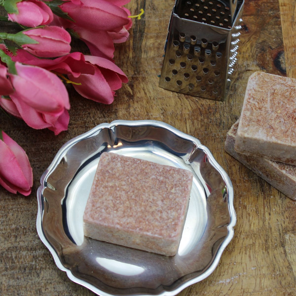 Amber – geurblokjes / amberblokjes set met vintage zilverkleurig schaaltje, rasp – luxe cadeauset