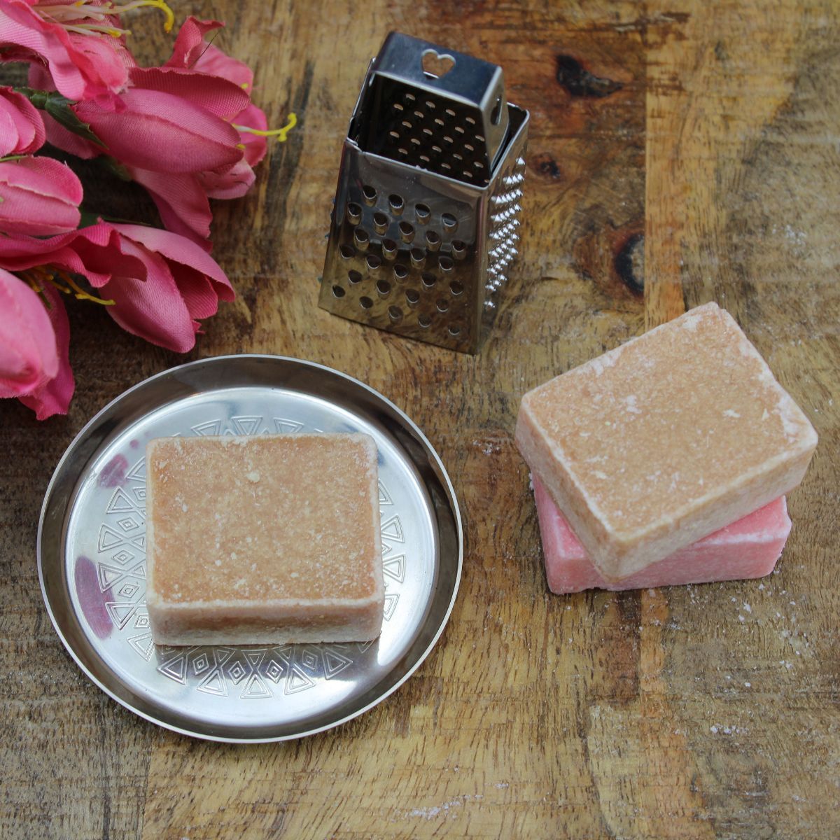 Bamboo/Rose – geurblokjes / amberblokjes set met vintage zilverkleurig schaaltje, rasp – luxe cadeauset