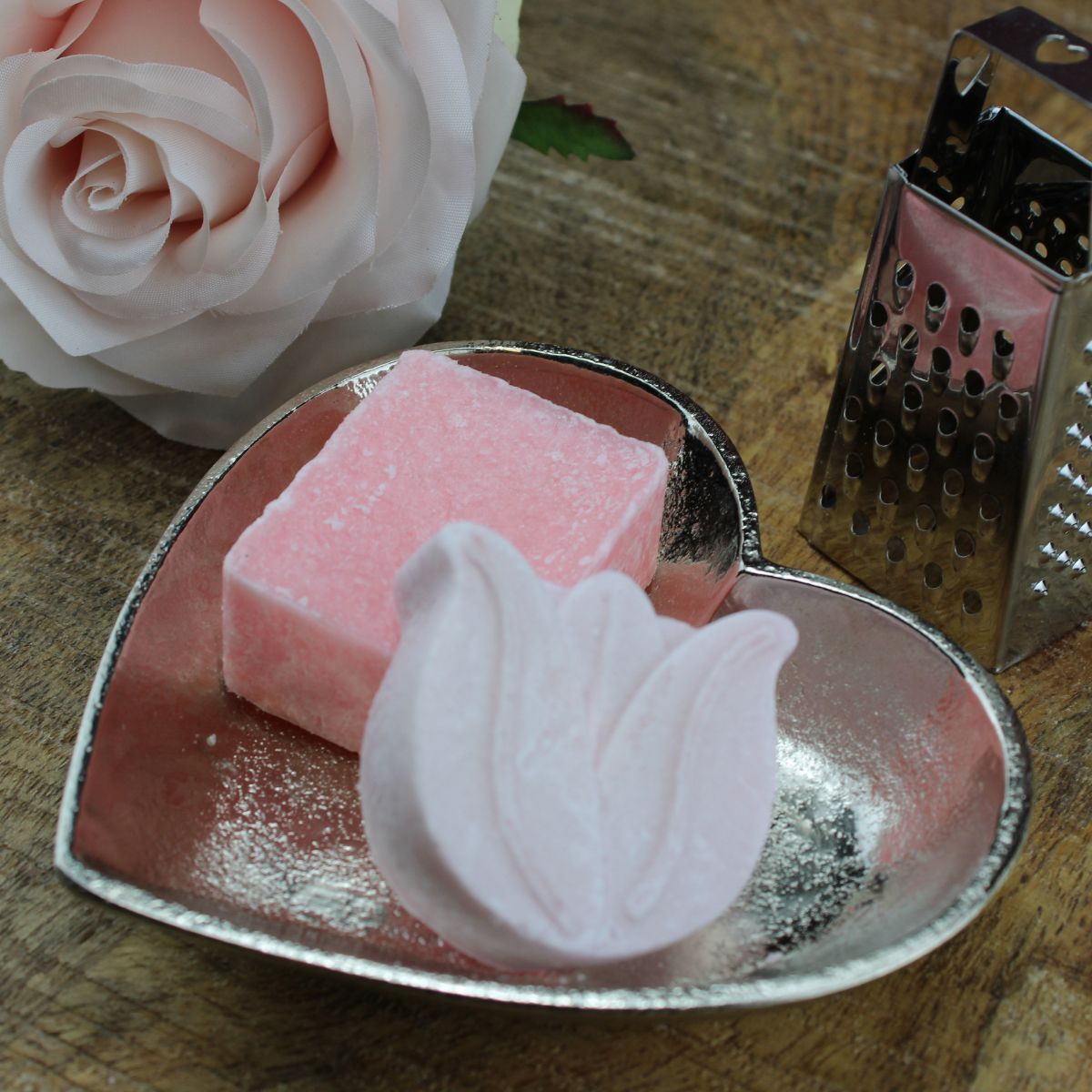 Rose/Tulp: geurblokjes cadeauset met hartvormig schaaltje en rasp - Moederdagtip - Valentijn cadeau