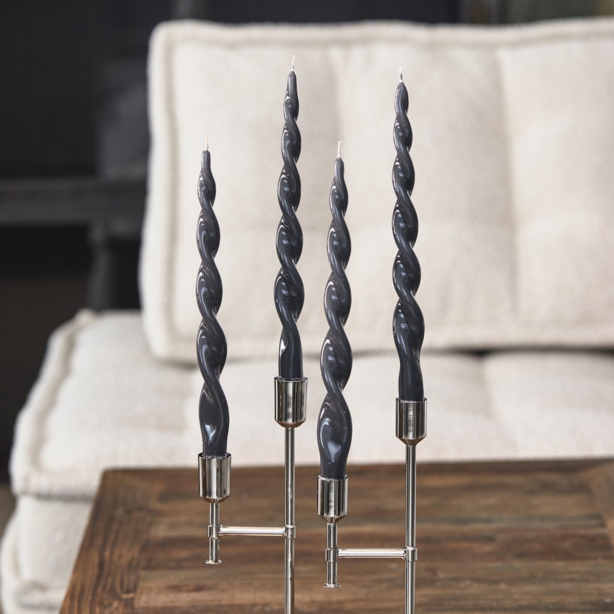 Rivièra Maison Twisted dinerkaarsen zwart/glossy gedraaid 30 cm (4 Stuks)