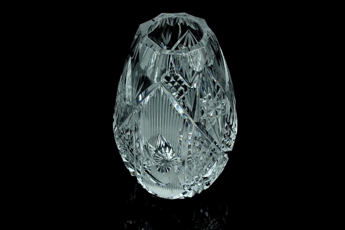 Vintage handgeschliffene böhmische Bleikristallvase mit Paneel- und Sternschliff 11,5 cm