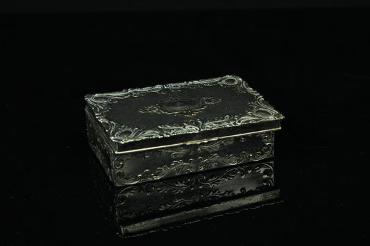 Vintage verzilverd sieradendoosje met florale decoratie rococo stijl