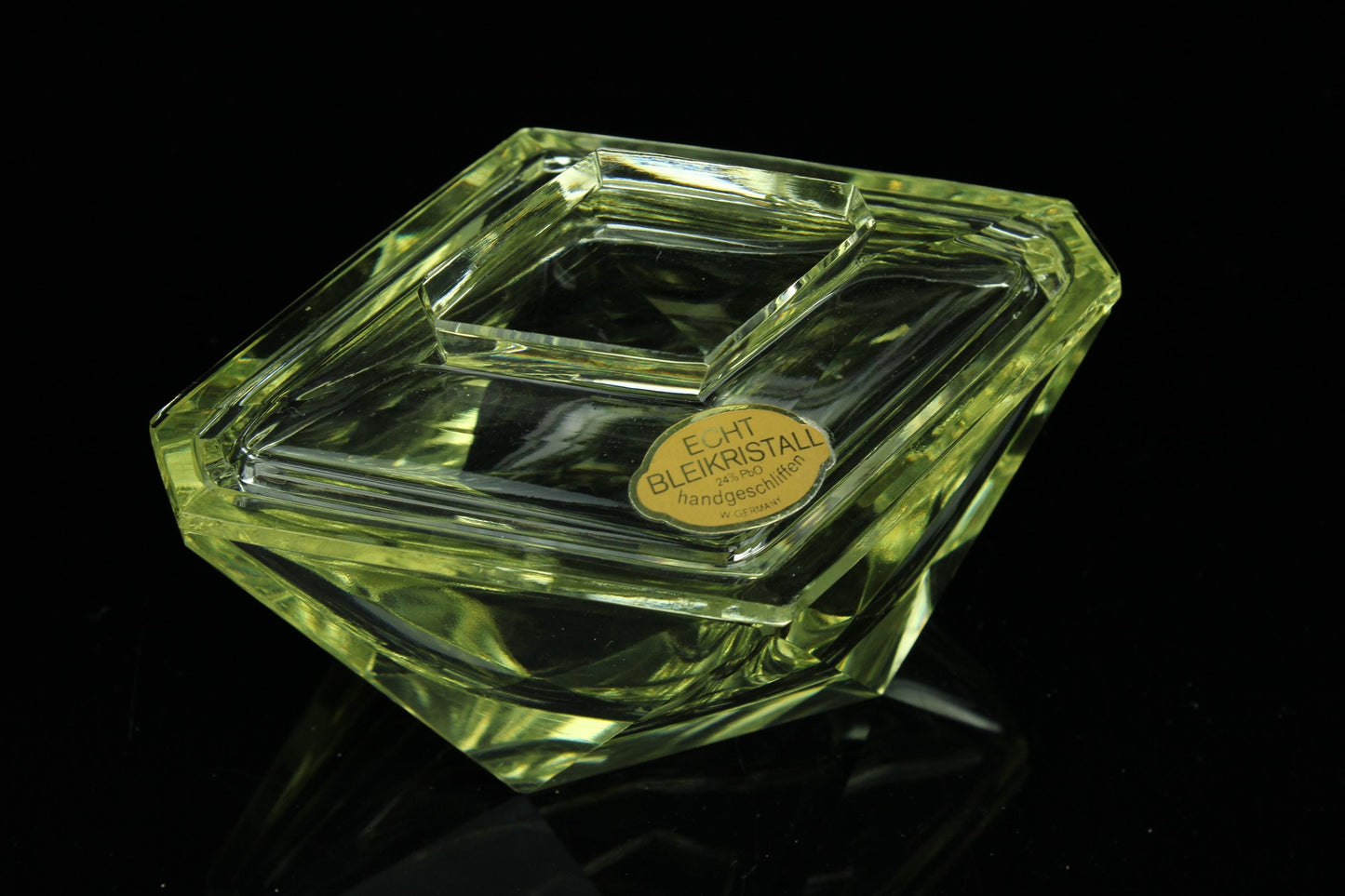 Vintage Bleikristall kristallen schaaltje met deksel Duits loodkristal handgeslepen glasdesign 12 cm