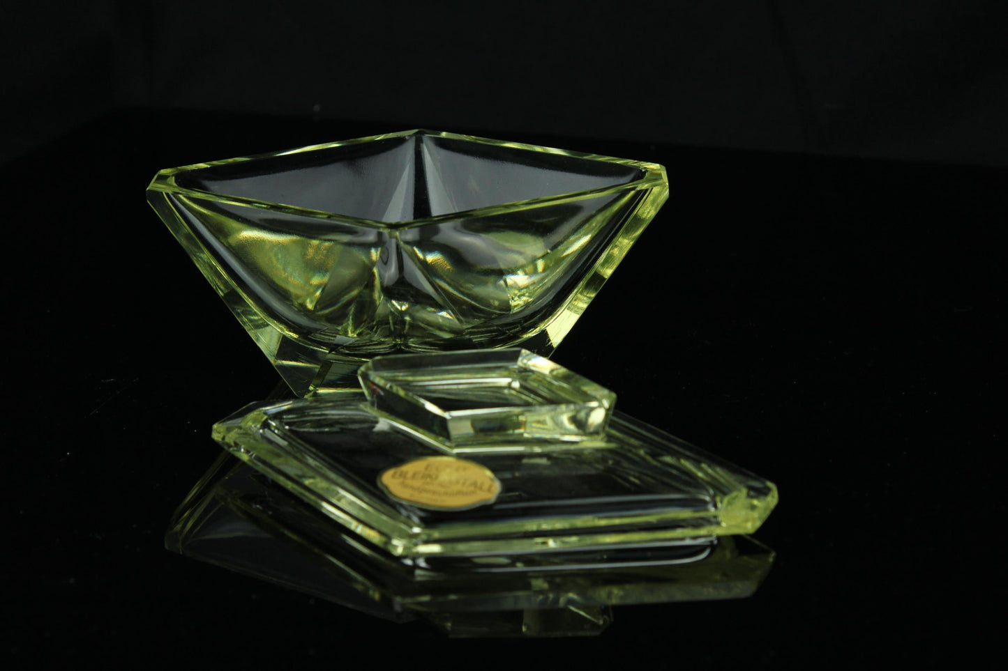 Vintage Bleikristall kristallen schaaltje met deksel Duits loodkristal handgeslepen glasdesign 12 cm