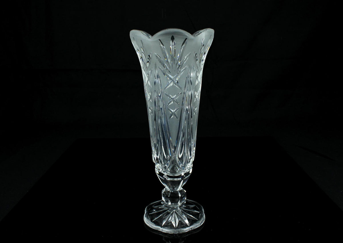 Vintage Bleikristallvase 20 cm klassisch böhmisch inspiriert Stern- und Fächerschliff