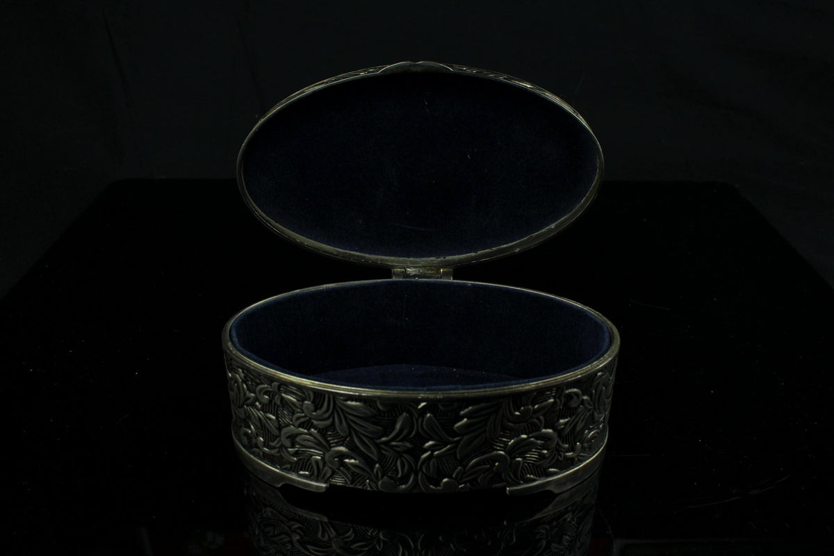 Antike versilberte ovale Schmuckschatulle (17 cm) | Viktorianisch / Jugendstil 1880 - 1920 | Vintage Schmuckkästchen
