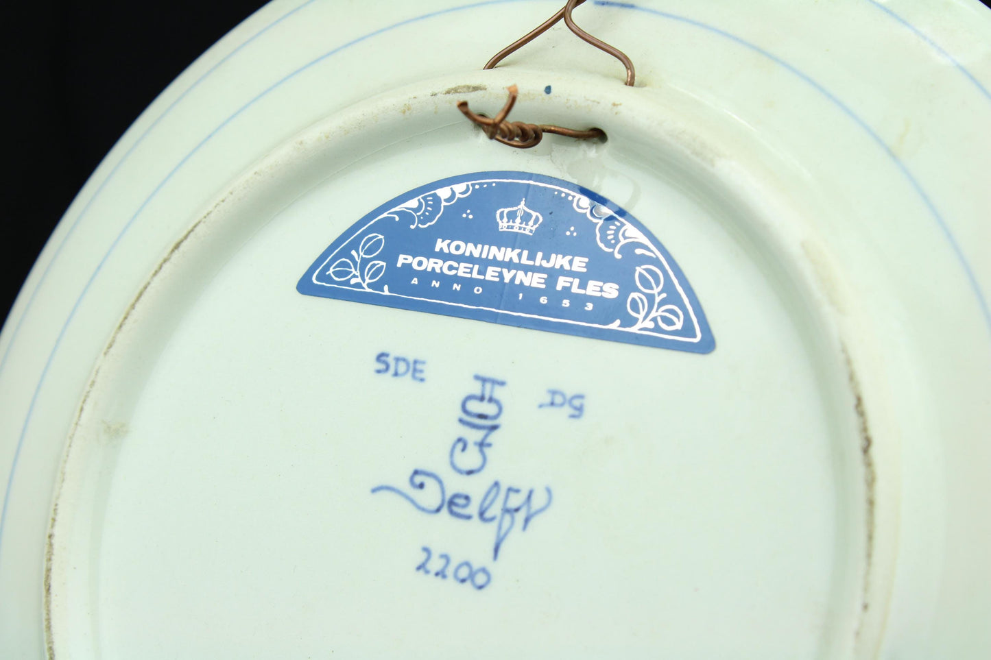 Antiker Royal Delft Wandteller 18cm Koninklijke Porceleyne Fles 1653 Blumenkorb handbemalt Delfter Blau