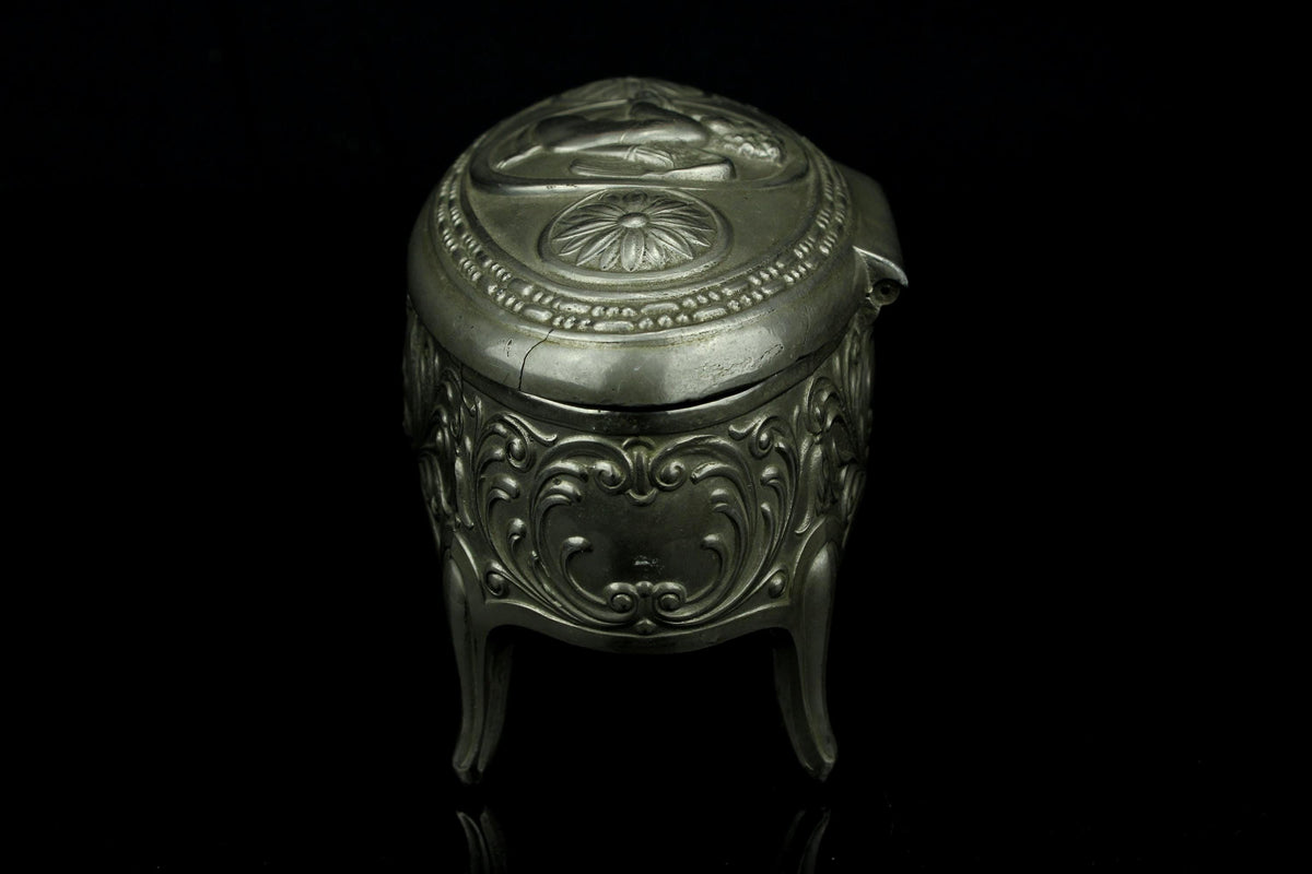 Vintage verzilverd sieraden doosje op pootjes met Engel - gemerkt 906 - begin 20e eeuw - 12 cm