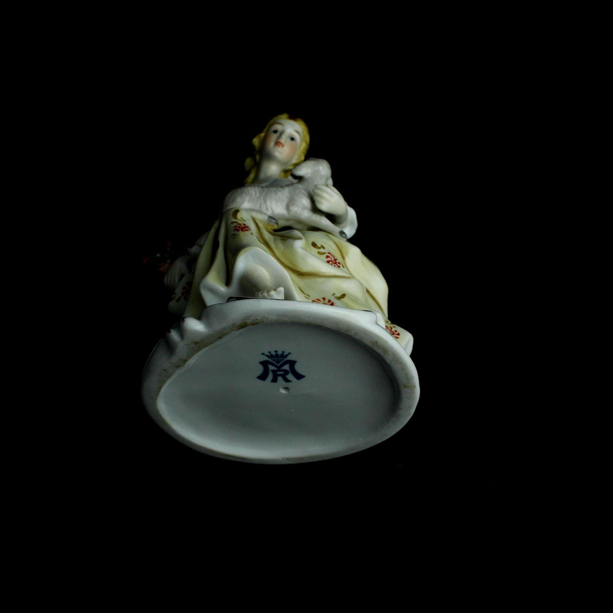 Vintage-Porzellanfigur Mädchen mit Lamm – Royal Crown Figur – 1960/1980