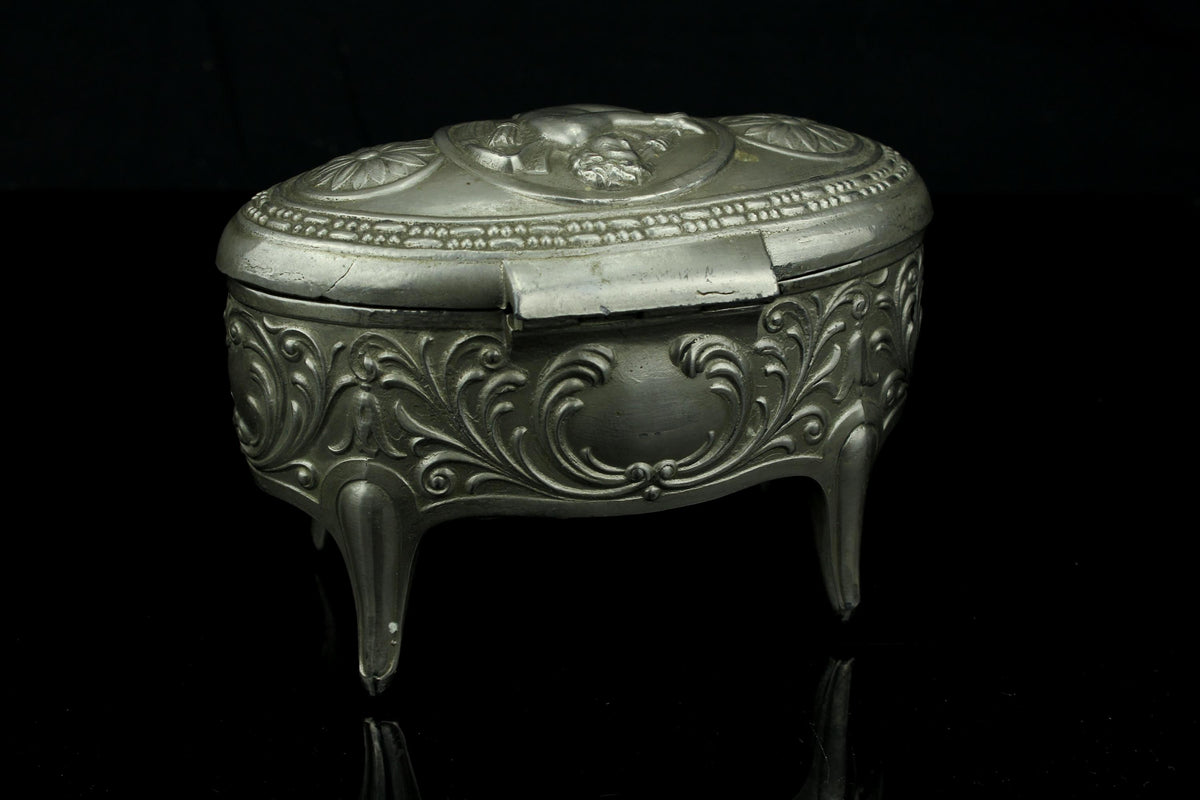 Vintage verzilverd sieraden doosje op pootjes met Engel - gemerkt 906 - begin 20e eeuw - 12 cm