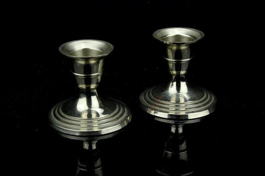 Vintage verzilverde mini kandelaars - dinerkaarshouders - Set van 2 - 6 cm.