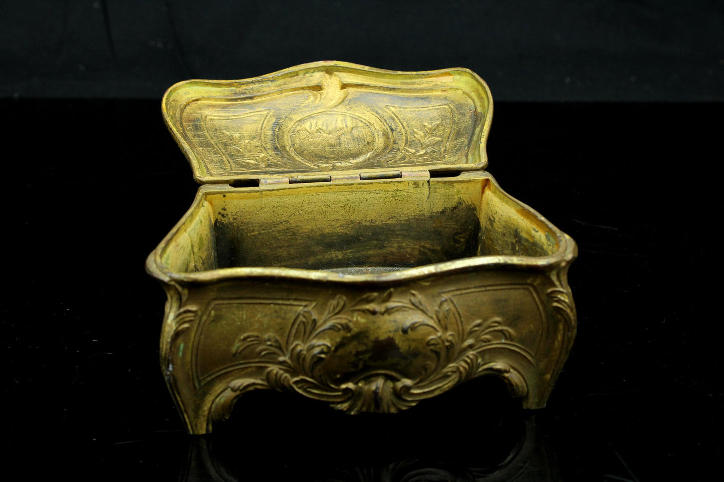 Antikes französisches vergoldetes Schmuckkästchen - Orfèvrerie Dilecta - Fabrication Française - Rokoko-Revival-Stil - 11 cm.