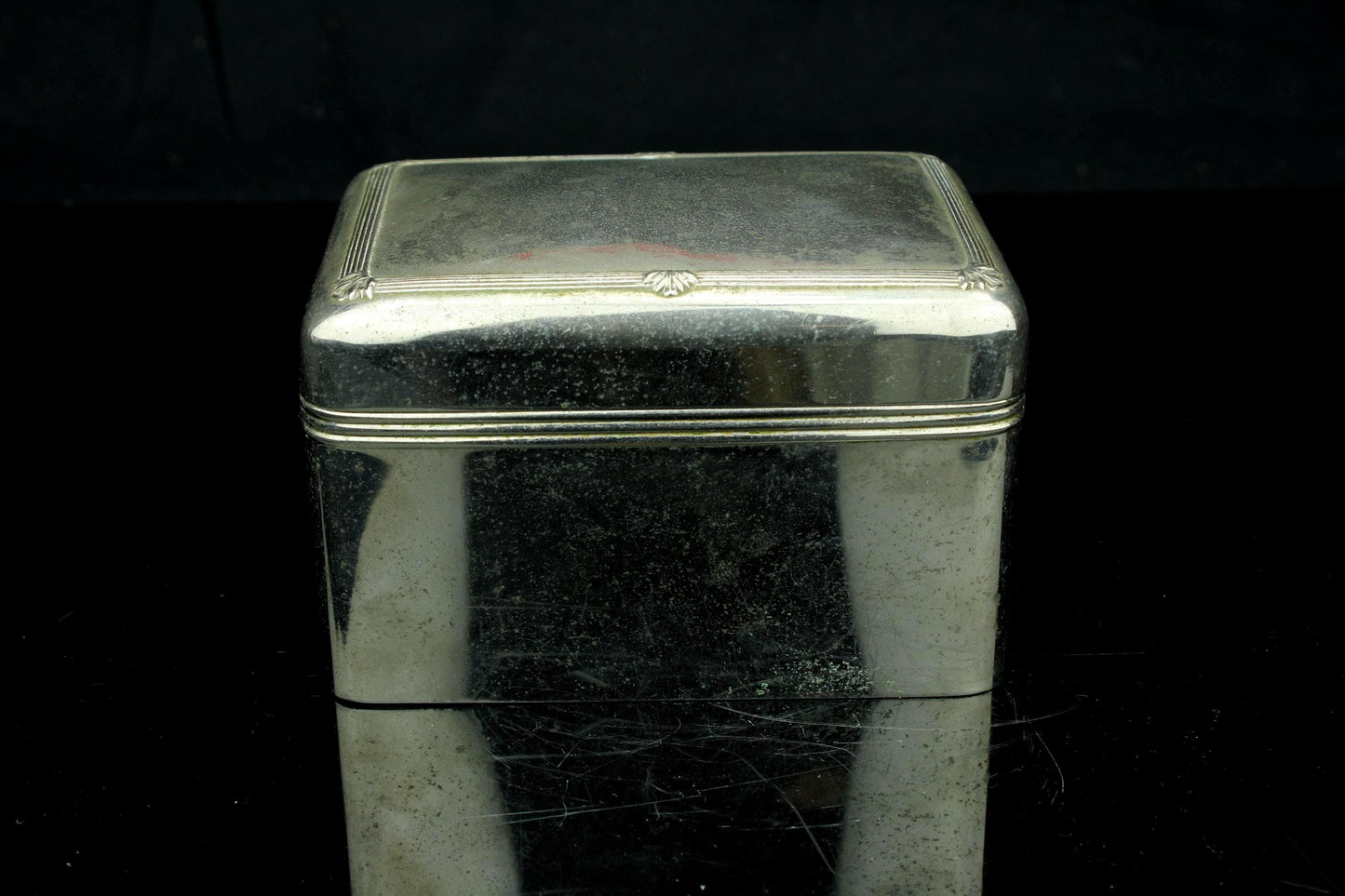 Vintage verzilverde theedoos met Scharnierdeksel - WMF -  Württembergische Metallwarenfabrik - sieradendoosje - 11 cm breed