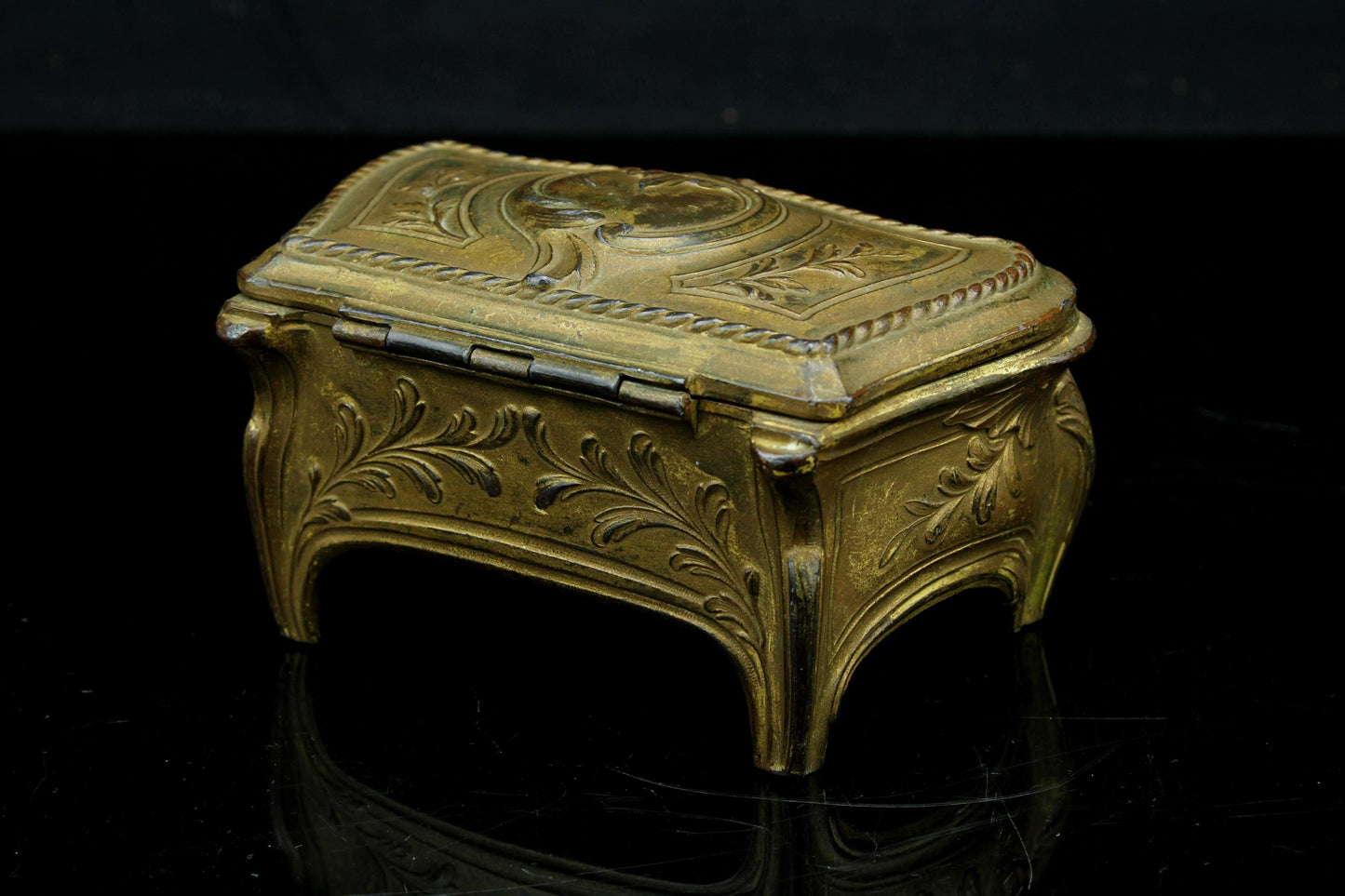 Antikes französisches vergoldetes Schmuckkästchen - Orfèvrerie Dilecta - Fabrication Française - Rokoko-Revival-Stil - 11 cm.