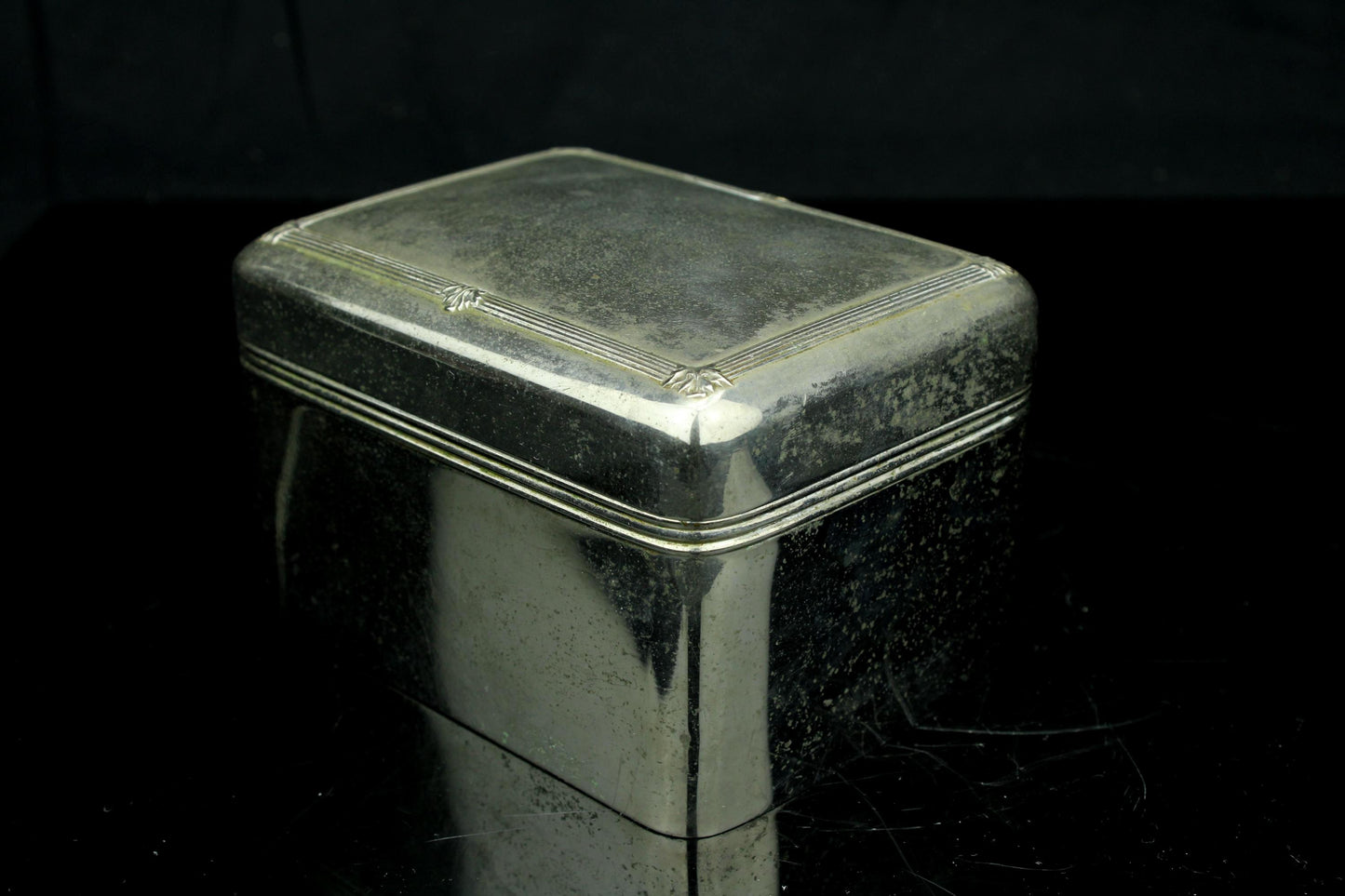 Vintage verzilverde theedoos met Scharnierdeksel - WMF -  Württembergische Metallwarenfabrik - sieradendoosje - 11 cm breed