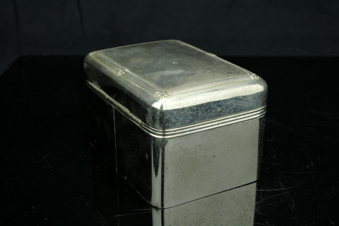 Vintage verzilverde theedoos met Scharnierdeksel - WMF -  Württembergische Metallwarenfabrik - sieradendoosje - 11 cm breed