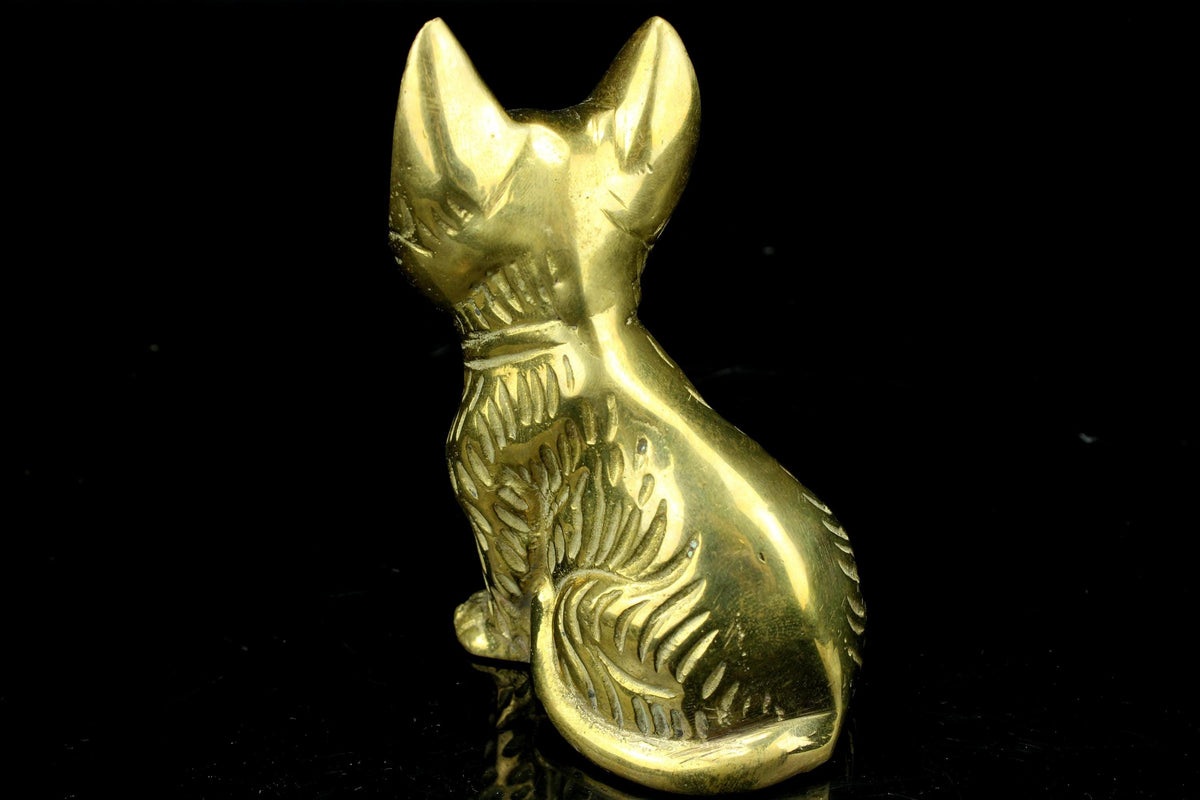 Vintage messing kat beeldje - zittende poes met gedetailleerde vachtdetails - 9 cm. hoog