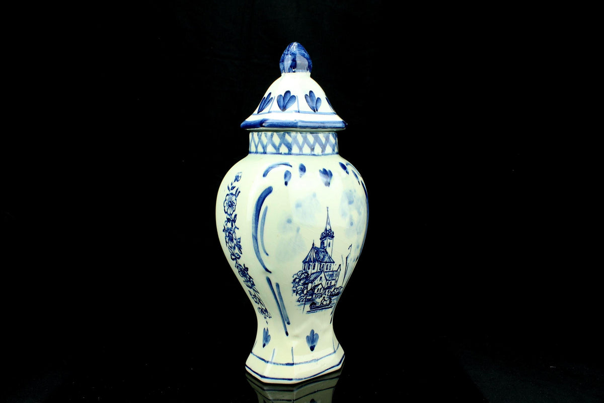 Vintage Delfter Blauw Deckelvase - handbemalt holländische Keramik - Balustervase mit Kirche & Blumen - made in Holland - 33 cm. hoch