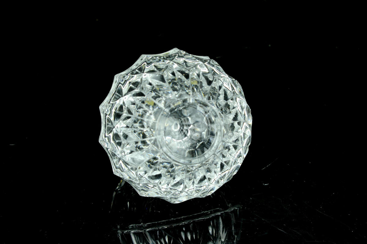 Vintage kristallen bonbonschaaltje met deksel - klein geslepen sieradendoosje - Duits kristal - 8 cm.