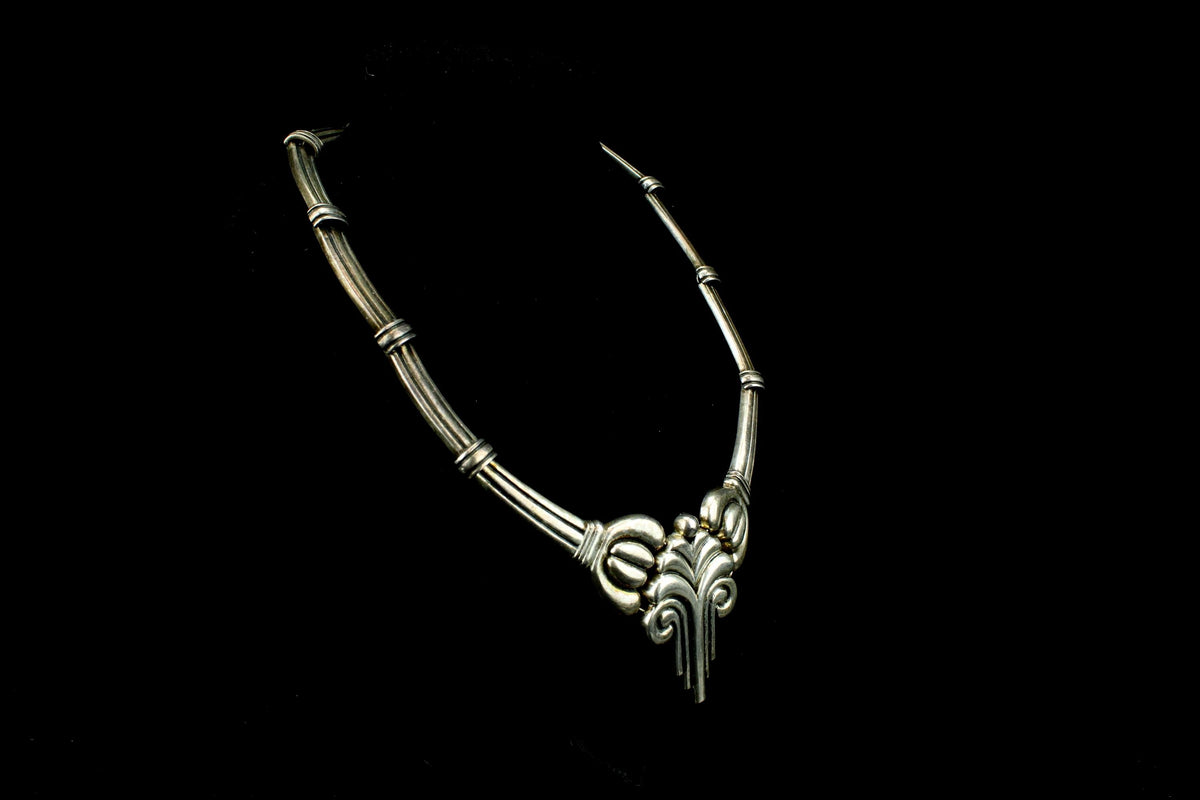 Vintage-Silberschmuck, 925er Statement-Halskette mit skulpturalem Medaillon – 71 g / 20 cm