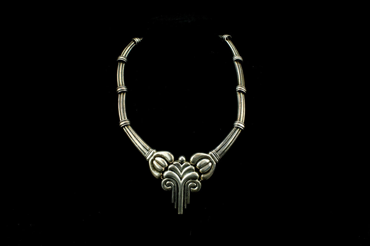 Vintage-Silberschmuck, 925er Statement-Halskette mit skulpturalem Medaillon – 71 g / 20 cm