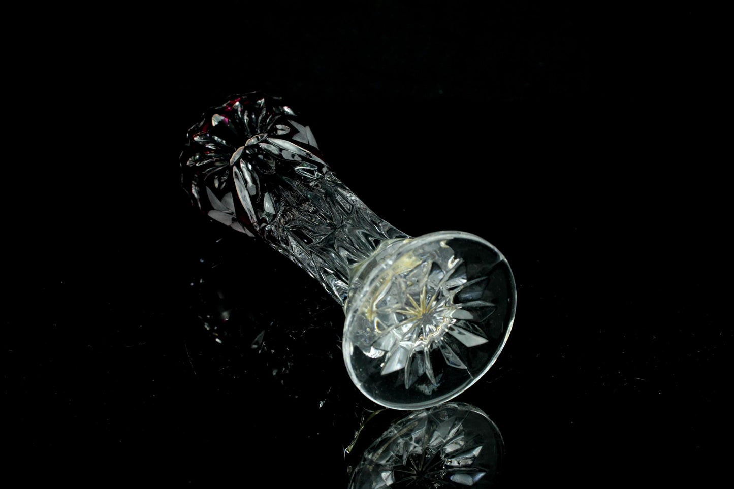 Vintage amethist geslepen kristallen solifleur - gegraveerde bloem - paars overlay - kelkvaas - 15,5 cm