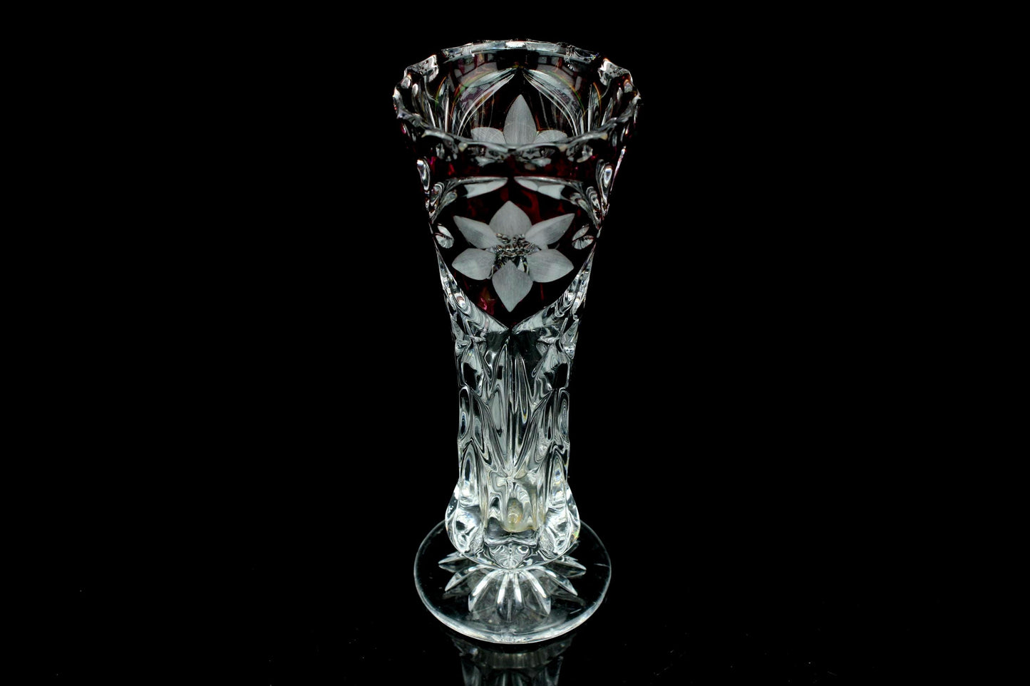 Vintage amethist geslepen kristallen solifleur - gegraveerde bloem - paars overlay - kelkvaas - 15,5 cm
