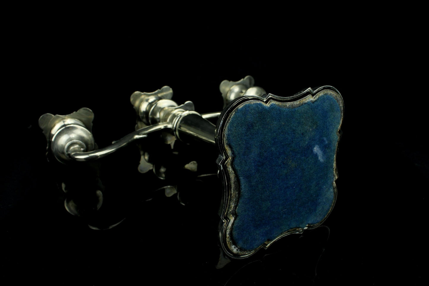 Vintage verzilverd driearmig kandelaar paar - Silver plated made in England - set van 2 - druivenranken - ca. 1900 - Belle Époque - 24,5 cm