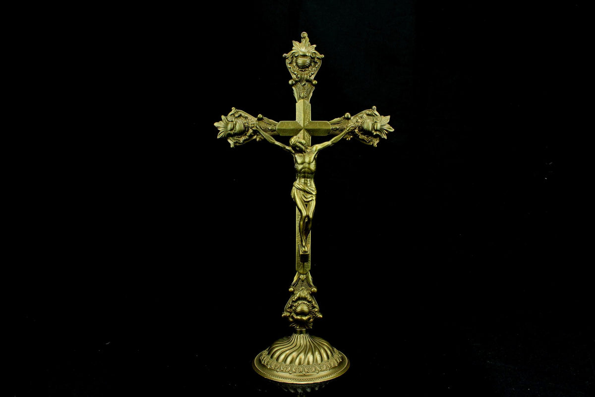 Antiek messing altaarkruis - barok corpus Christi - ca. 1850-1880 - kerkelijke gietkunst - 35 cm. hoog