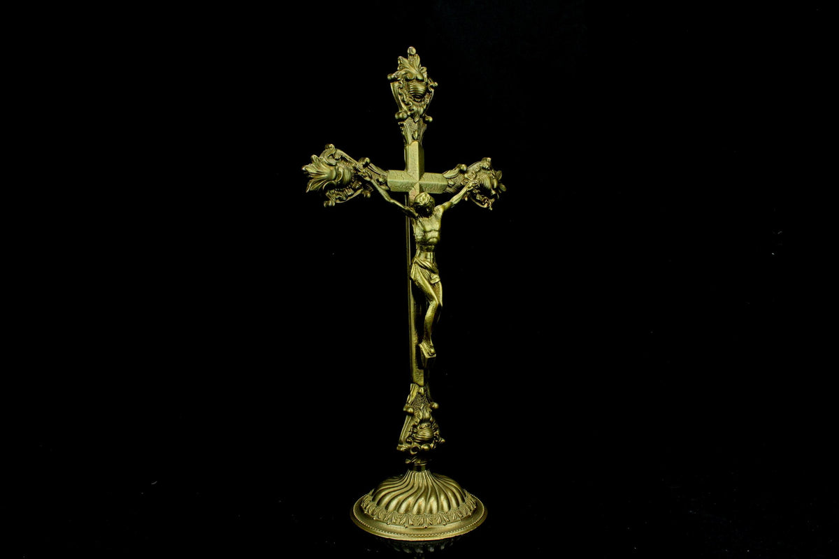 Antiek messing altaarkruis - barok corpus Christi - ca. 1850-1880 - kerkelijke gietkunst - 35 cm. hoog