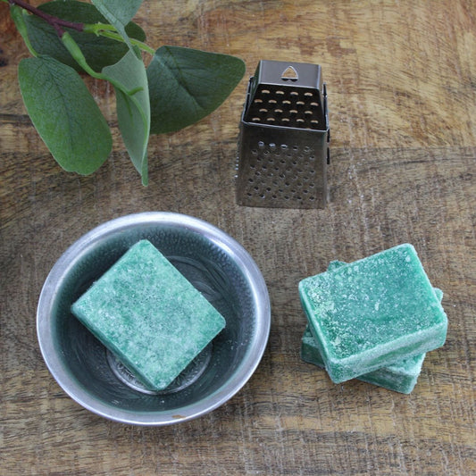 Patchouli geurblokjes / amberblokjes set, handgemaakt Indiaas schaaltje, rasp