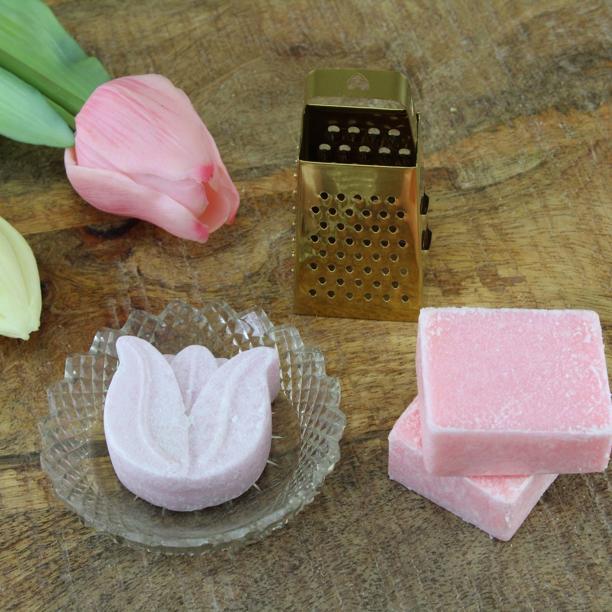 Rose / tulp – geurblokjes / amberblokjes set met kristal schaaltje, rasp – luxe cadeauset