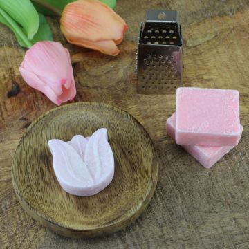 Rose/ Tulp perfume geurblokjes / amberblokjes set, houten schaaltje, rasp en geurzakje